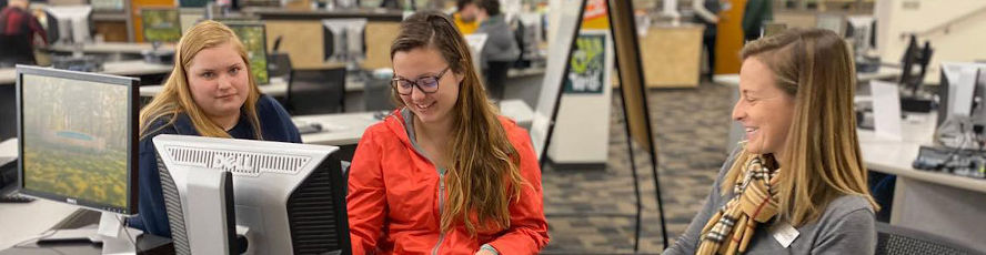 NMC Advising Director Lindsey Dickinson helps NMC students apply for scholarships